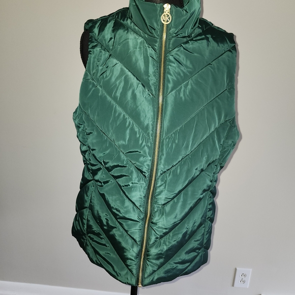Michael Kors Jackets & Blazers - NWT Green Puffer Vest with Gold Zipper